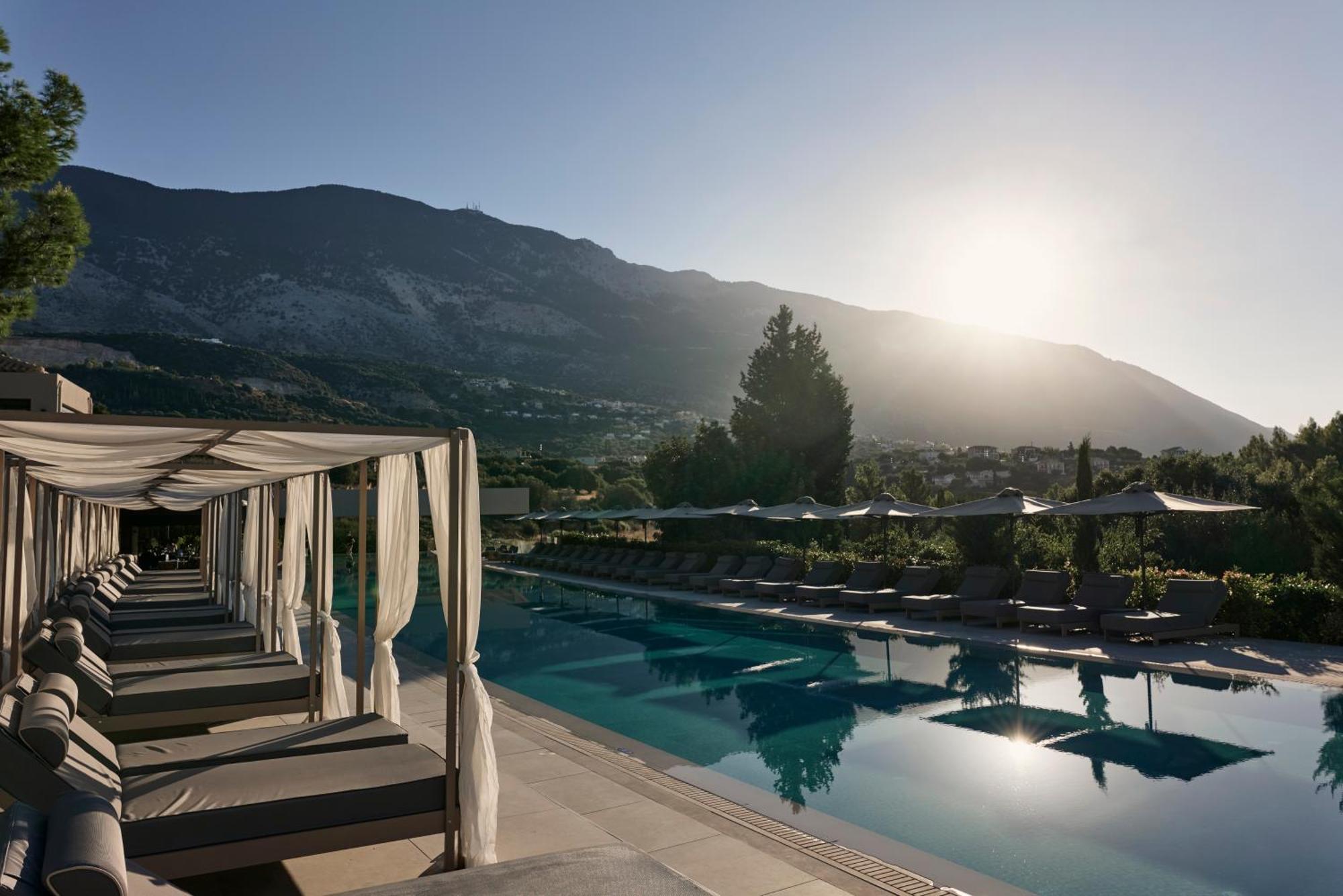 Celestial All Suites Afrato Buitenkant foto